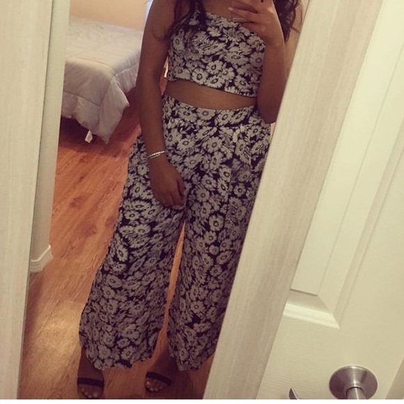 Free People Set - Picture 4 of 4